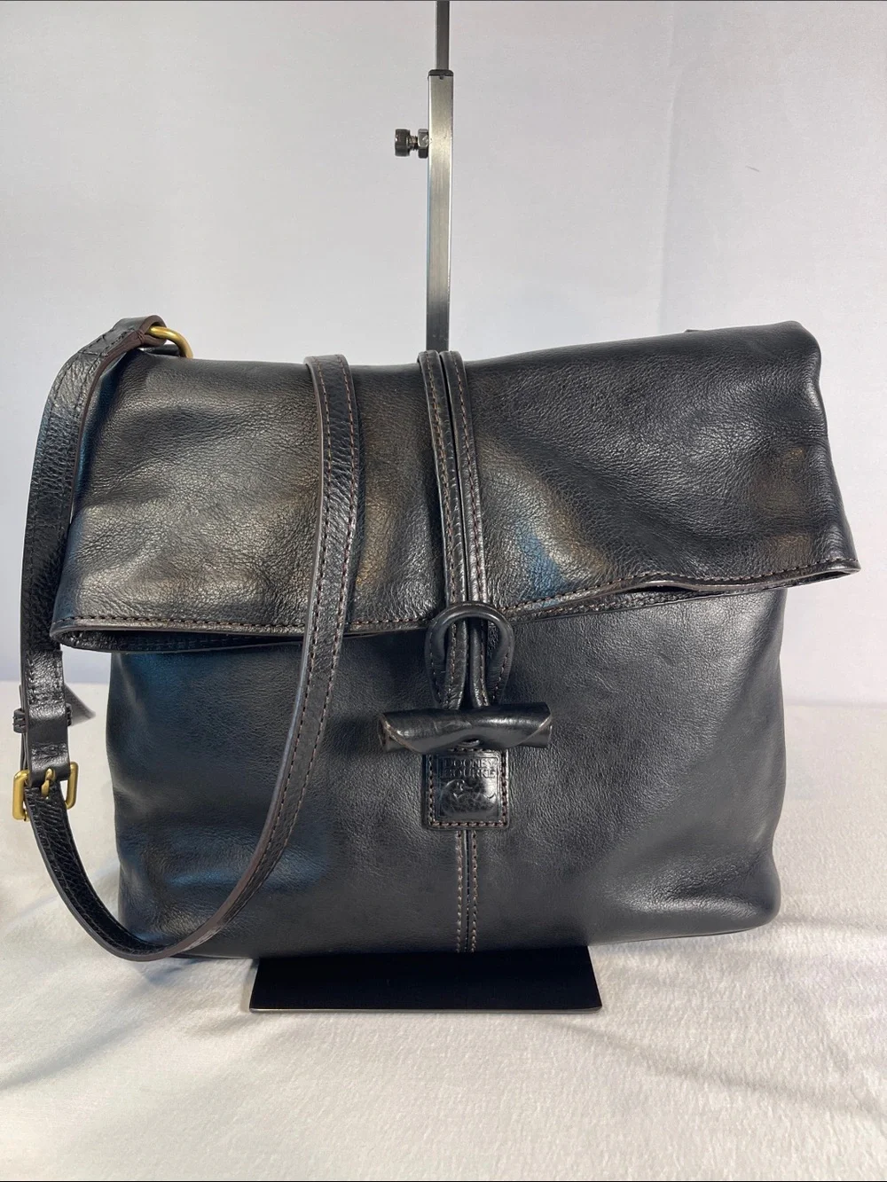 Dooney & Bourke Florentine Leather Toggle Tote Crossbody – Black